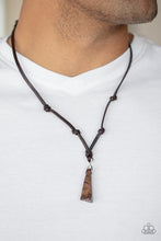 Load image into Gallery viewer, Paparazzi's Magnetism - Copper Urban Men necklace
