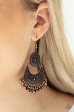 Load image into Gallery viewer, Paparazzi's Western Trails - Copper earrings
