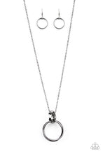 Load image into Gallery viewer, Paparazzi's Innovated Idol - Black necklace
