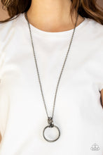 Load image into Gallery viewer, Paparazzi's Innovated Idol - Black necklace
