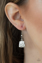 Load image into Gallery viewer, Paparazzi's Metallic Mechanics - Silver necklace
