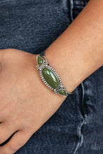 Load image into Gallery viewer, Paparazzi's Tribal Trinket - Green bracelet
