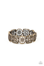Load image into Gallery viewer, Paparazzi's Mandala Mixer - Brass bracelet
