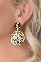 Load image into Gallery viewer, Paparazzi's Fierce Florals - Brass post earrings
