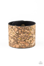 Load image into Gallery viewer, Paparazzi's Cork Congo - Brass Urban bracelet
