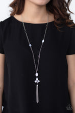 Load image into Gallery viewer, Paparazzi's Eden Dew - White necklace
