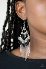 Load image into Gallery viewer, Paparazzi's Trending Transcendence - Black earrings
