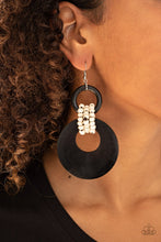 Load image into Gallery viewer, Paparazzi's Beach Day Drama - Black wood earrings
