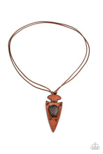 Load image into Gallery viewer, Paparazzi's Hold Your ARROWHEAD Up High - Black Urban Men necklace
