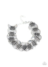 Load image into Gallery viewer, Paparazzi's Moonlit Mesa - Silver bracelet

