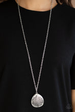 Load image into Gallery viewer, Paparazzi's Rustic Renaissance - Silver necklace

