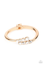Load image into Gallery viewer, Paparazzi's Defying Dazzle - Gold bracelet
