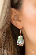 Load image into Gallery viewer, Paparazzi's Iridescently Ice Queen - Copper necklace
