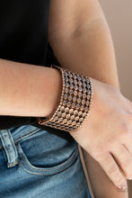 Load image into Gallery viewer, Paparazzi's Cool and CONNECTED - Copper bracelet
