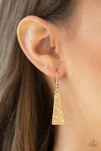 Load image into Gallery viewer, Paparazzi's Happily Ever AFTERSHOCK - Gold necklace
