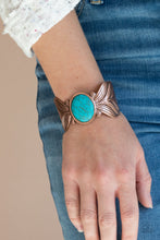 Load image into Gallery viewer, Paparazzi's Born to Soar - Copper bracelet
