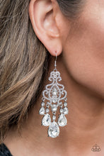 Load image into Gallery viewer, Paparazzi's Queen Of All Things Sparkly - White earrings
