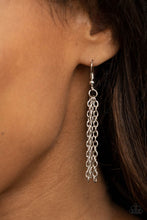 Load image into Gallery viewer, Paparazzi's Gallery Relic - Silver necklace
