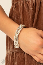 Load image into Gallery viewer, Paparazzi's Vintage Variation - White Pearl bracelet (Fashion Fix)
