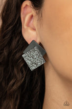 Load image into Gallery viewer, Paparazzi's Square With Style - Black earrings
