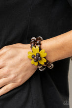 Load image into Gallery viewer, Paparazzi's Tropical Flavor - Yellow Wood bracelet
