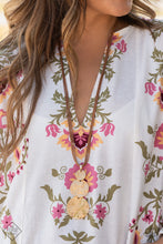 Load image into Gallery viewer, Paparazzi's Circulating Shimmer - Gold Urban necklace

