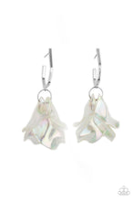 Load image into Gallery viewer, Paparazzi's Jaw-Droppingly Jelly - Silver post earrings
