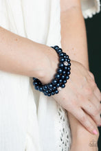 Load image into Gallery viewer, Paparazzi's Here Comes the Heiress - Blue Pearl bracelet
