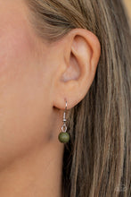 Load image into Gallery viewer, Paparazzi's Sahara Suburb - Green necklace
