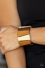 Load image into Gallery viewer, Paparazzi's Barbados Backdrop - Multi Wood bracelet
