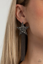 Load image into Gallery viewer, Paparazzi's Superstar Solo - Black earrings
