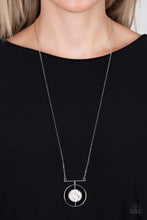 Load image into Gallery viewer, Paparazzi's Boulevard Bazaar - Multi necklace
