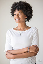 Load image into Gallery viewer, Paparazzi's She Sparkles On - Silver necklace
