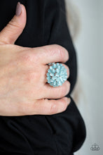 Load image into Gallery viewer, Paparazzi's Bloomin' Bloomer - Blue ring
