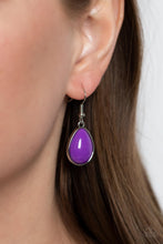 Load image into Gallery viewer, Paparazzi's Ethereal Exaggerations - Purple &amp; Iridescent necklace
