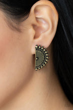 Load image into Gallery viewer, Paparazzi's Fiercely Fanned Out - Brass post earrings
