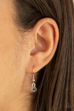 Load image into Gallery viewer, Paparazzi's SHEER Thing! Silver necklace
