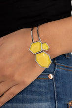 Load image into Gallery viewer, Paparazzi's Tourist TRAPEZOID - Yellow bracelet
