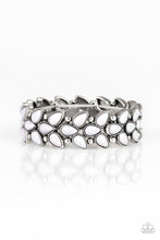 Load image into Gallery viewer, Paparazzi's Vintage Venture - Silver bracelet
