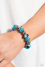 Load image into Gallery viewer, Paparazzi's Warped Wayfarer - Blue bracelet
