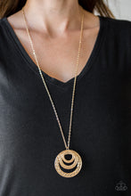 Load image into Gallery viewer, Paparazzi's Savagely She-Wolf - Gold necklace
