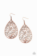 Load image into Gallery viewer, Paparazzi's Grapevine Grandeur - Copper earrings
